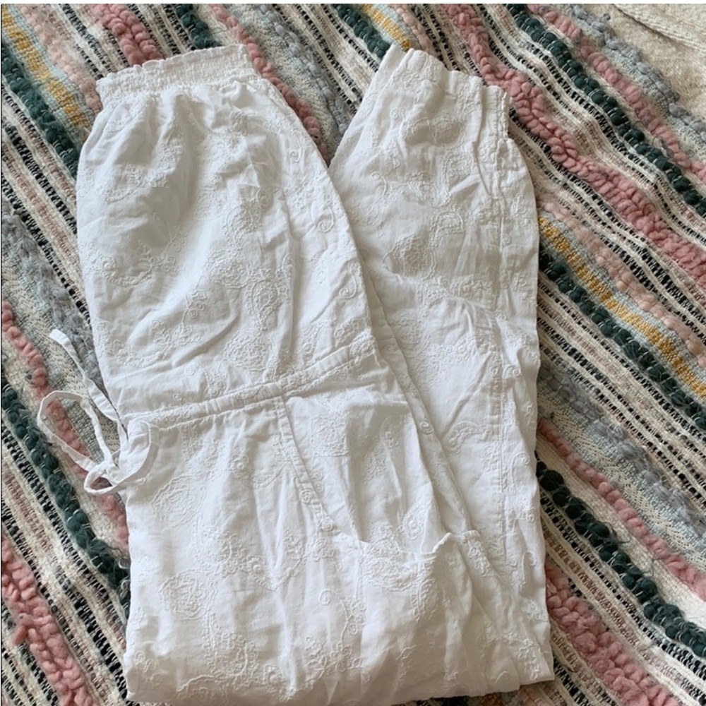 Plum Pretty Sugar | White Romper - Sz S